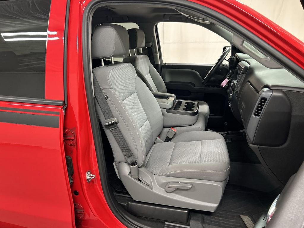 Used 2018 Chevrolet Silverado 1500 Custom w/ Custom Value Package image 22