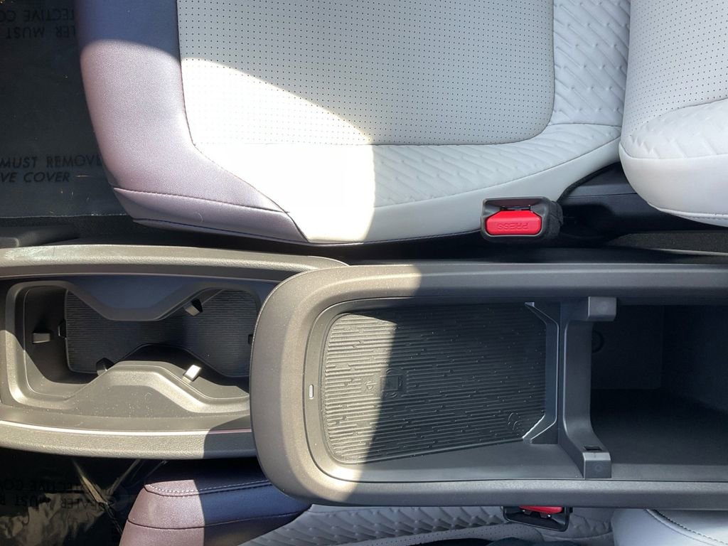 New 2026 Nissan Leaf Platinum+ image 23