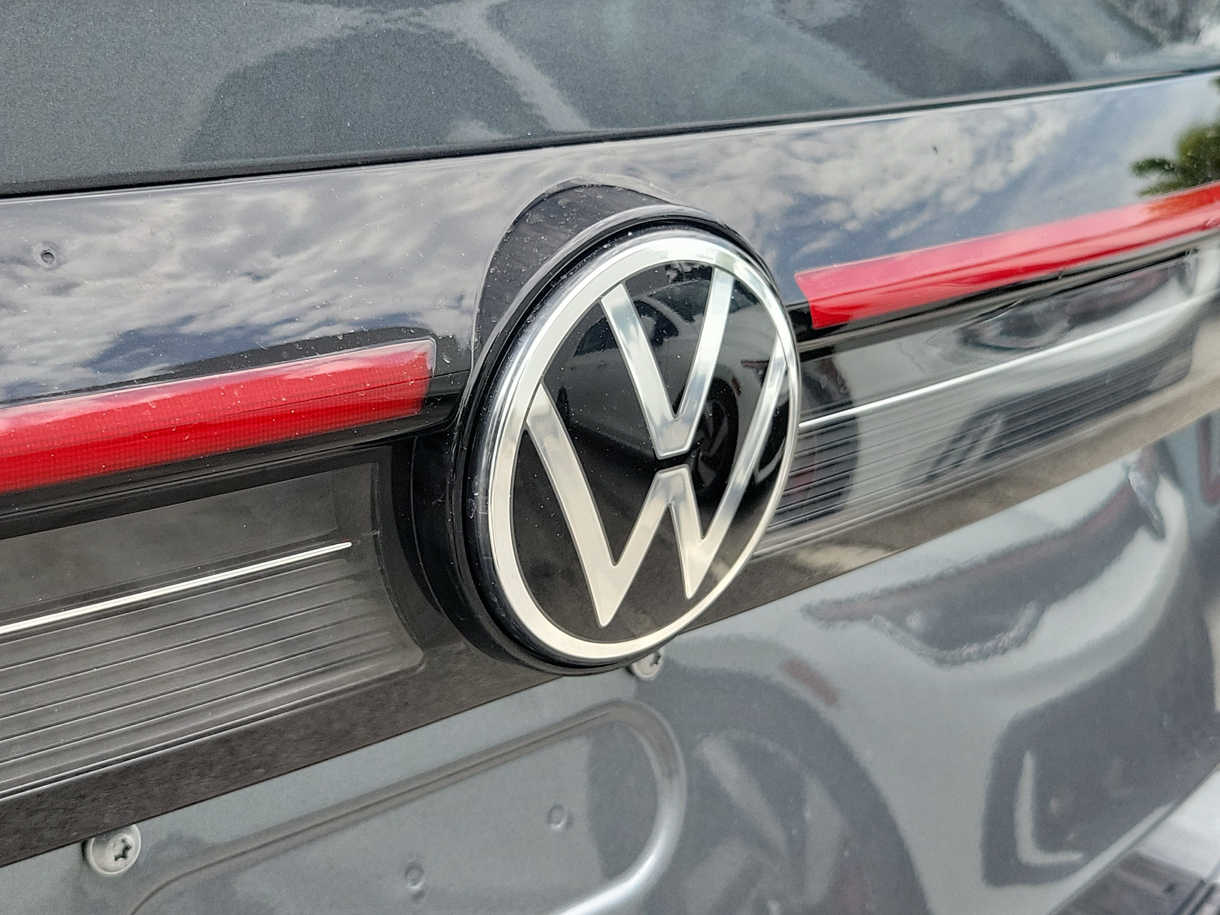 New 2026 Volkswagen Taos S FWD image 6