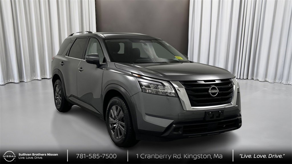 Certified 2022 Nissan Pathfinder SV image 3
