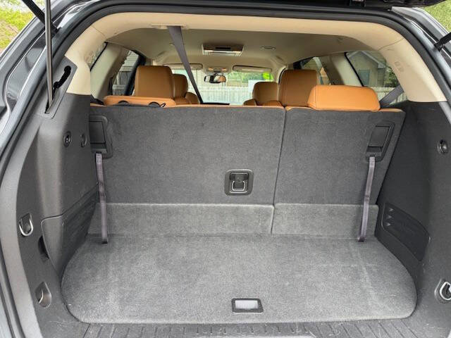 Used 2013 Chevrolet Traverse LTZ FWD image 15