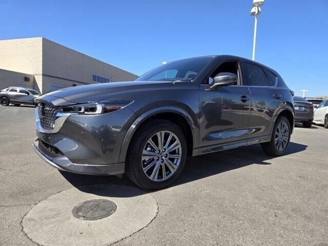Used 2025 MAZDA CX-5 Signature image 2