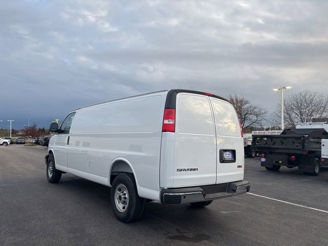 New 2026 GMC Savana 3500 Extended RWD image 7