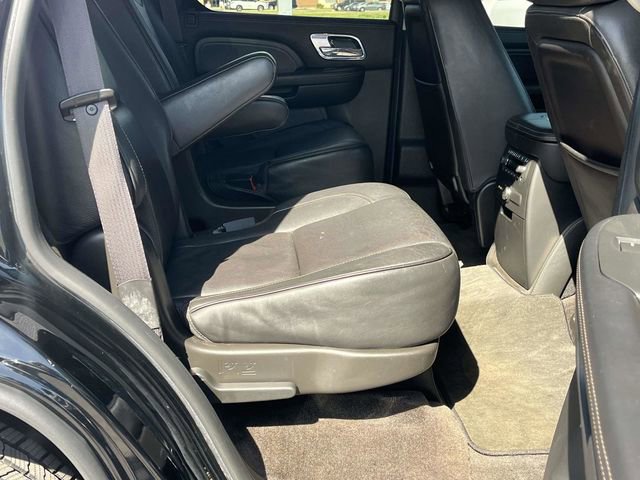 Used 2014 Cadillac Escalade Platinum image 24