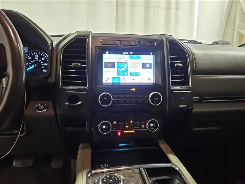 Used 2018 Ford Expedition Limited w/ Equipment Group 301A image 14