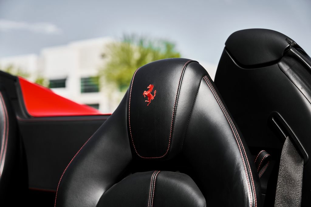 Used 2023 Ferrari F8 Tributo image 45