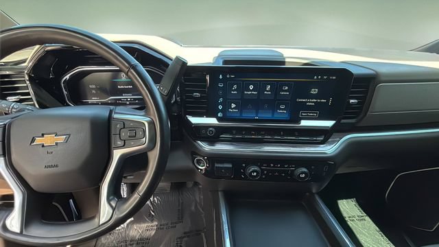 Used 2025 Chevrolet Silverado 2500 LTZ w/ LTZ Premium Package AWD/4WD image 10