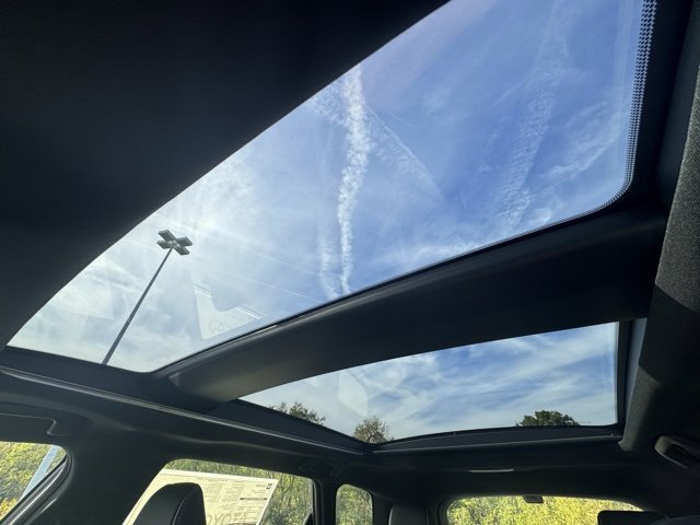 New 2025 Toyota Crown Signia image 35