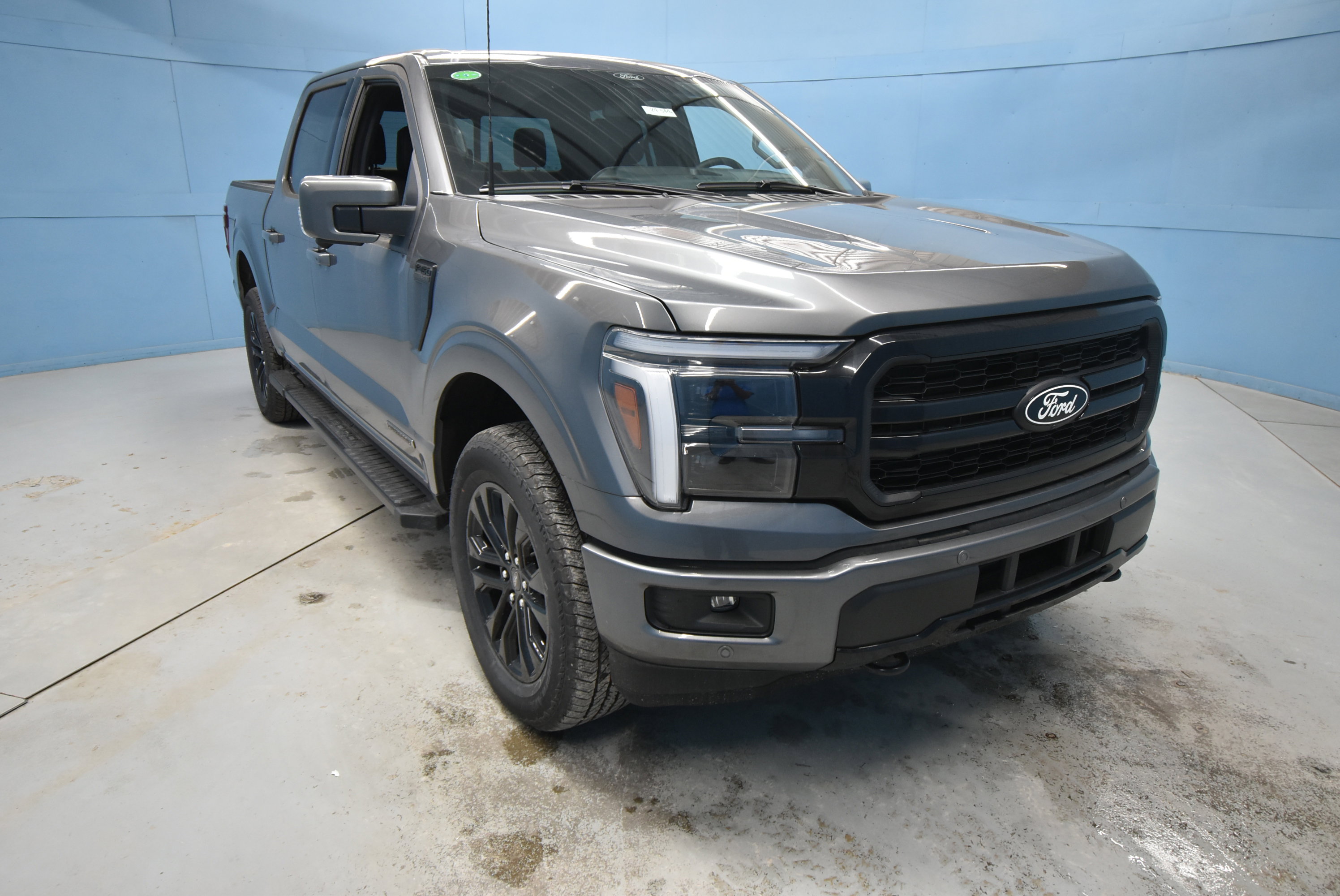 New 2025 Ford F150 Lariat w/ Equipment Group 502A High image 15