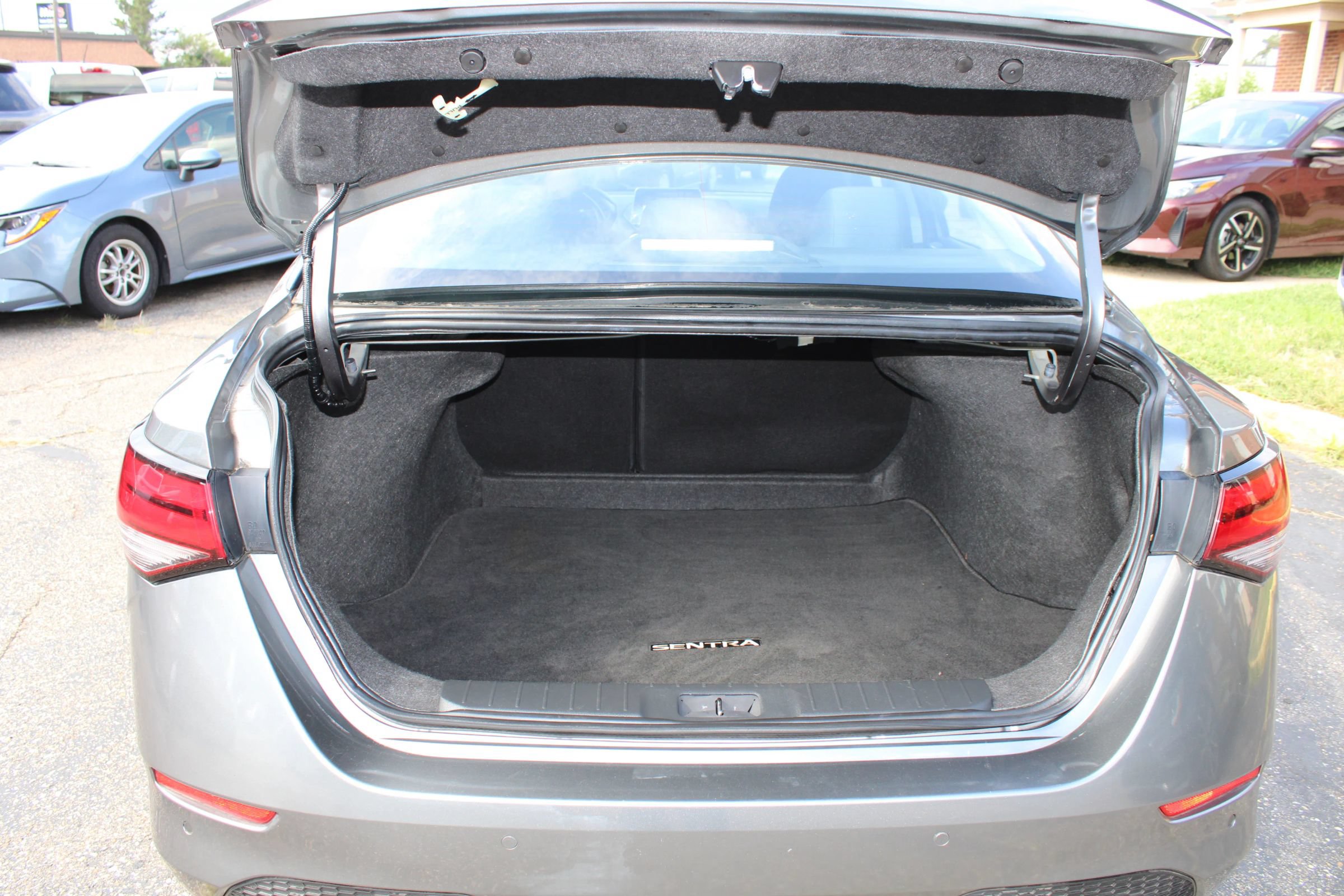 Used 2024 Nissan Sentra SV w/ All-Weather Package FWD image 28