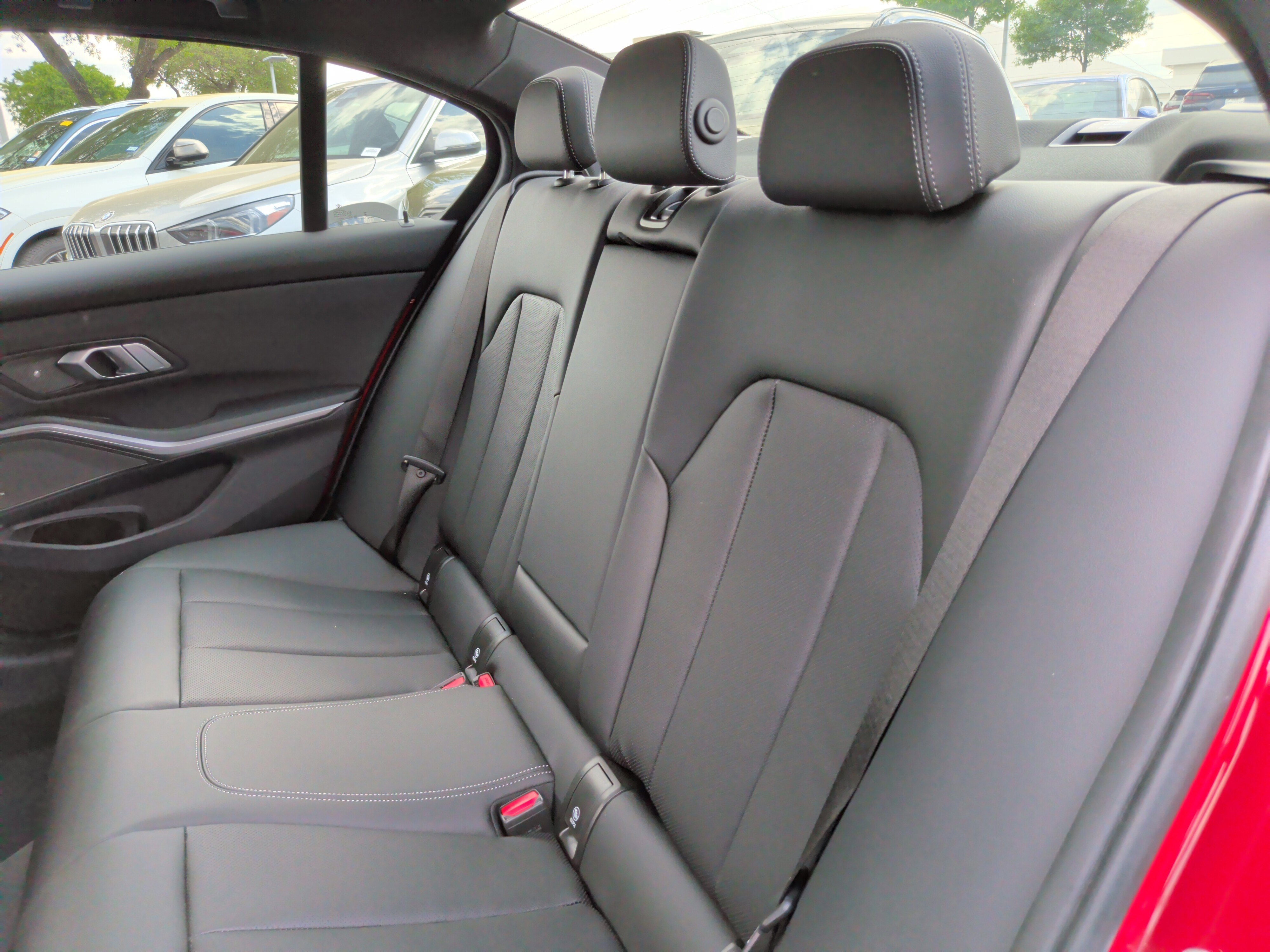 Certified 2023 BMW 330i Sedan w/ M Sport Package image 33