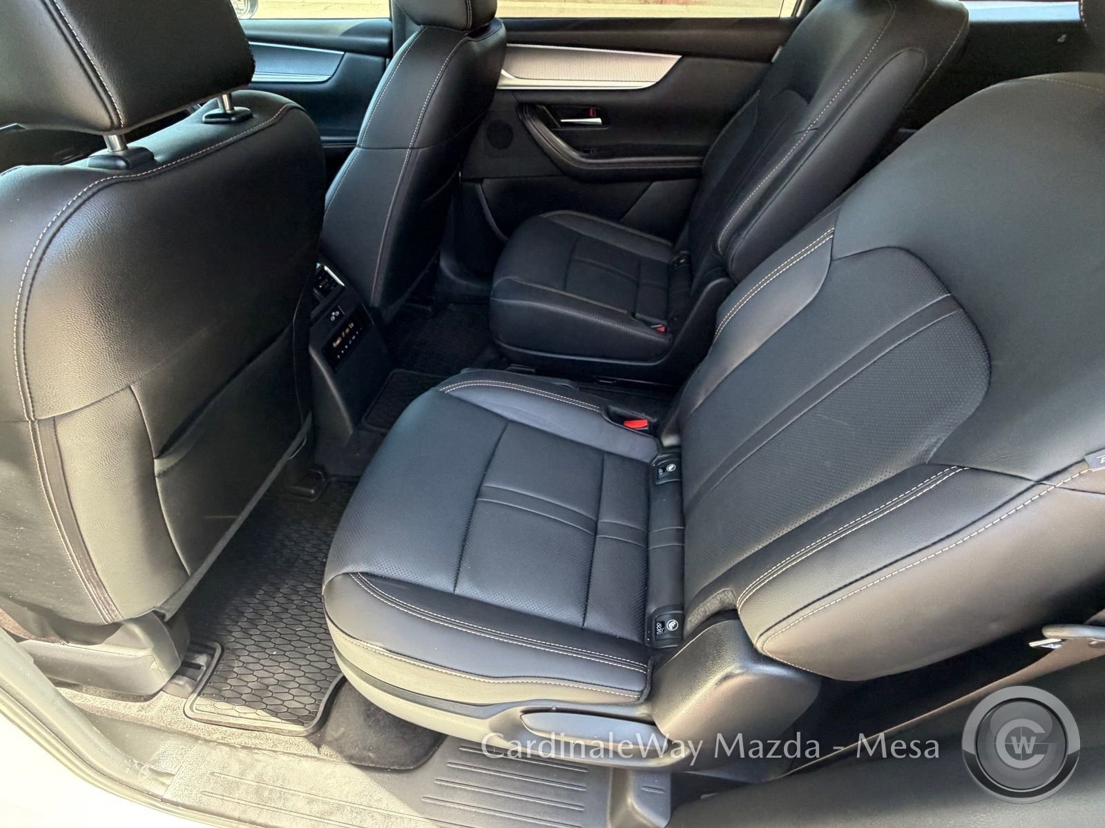 Used 2024 MAZDA CX-90 3.3 Turbo w/ Premium Package image 14