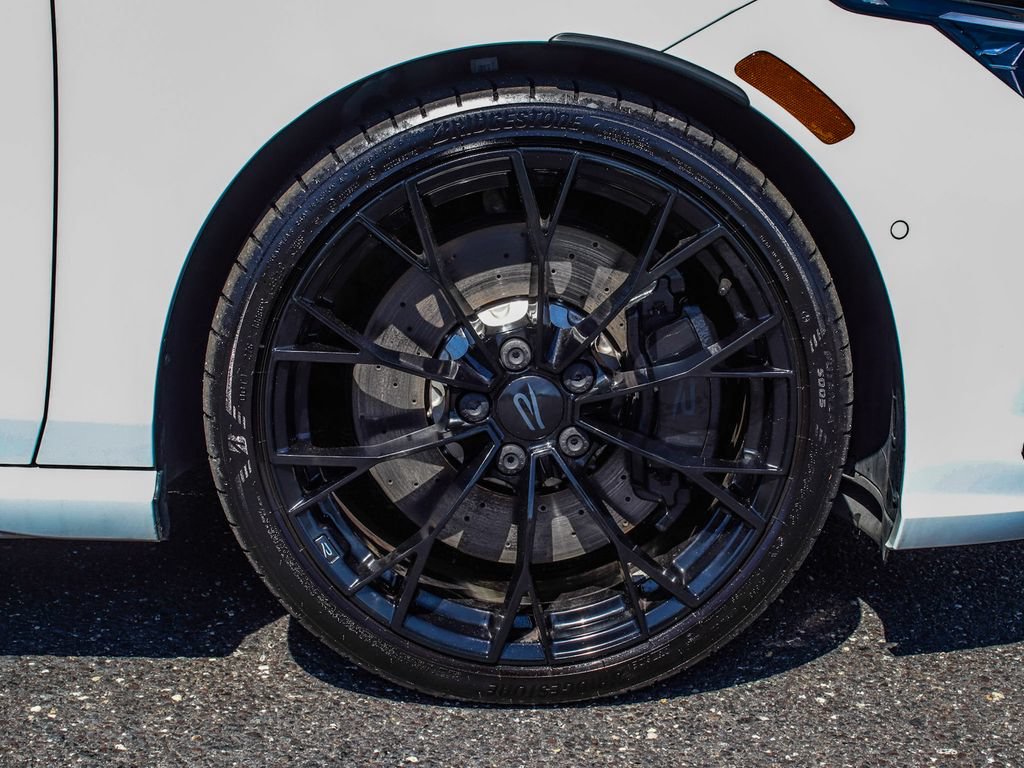 Used 2025 Volkswagen Golf R Black Edition AWD/4WD image 7