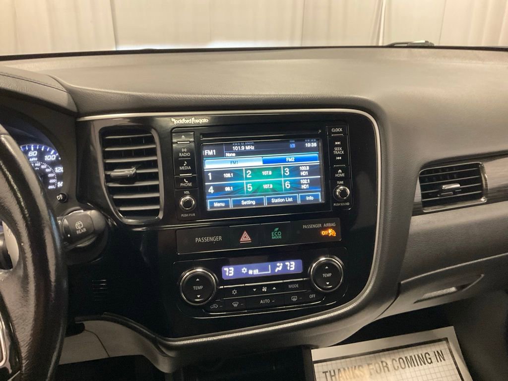 Used 2016 Mitsubishi Outlander GT AWD/4WD image 26