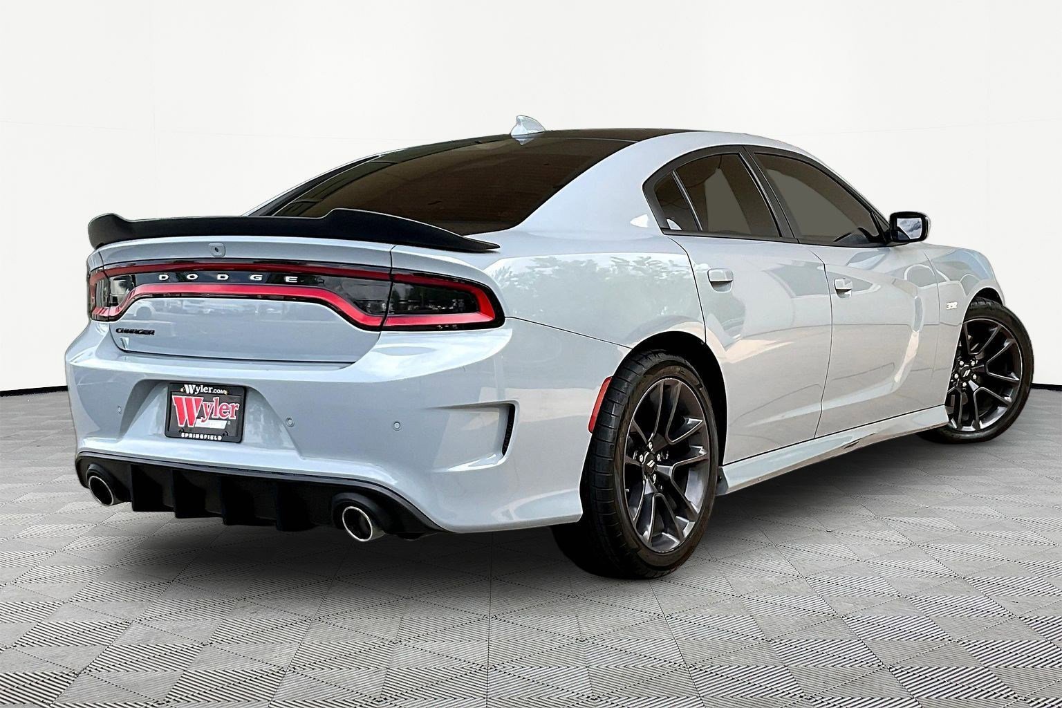 Used 2022 Dodge Charger Scat Pack w/ Plus Group RWD image 6