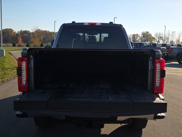 Used 2023 Ford F250 Lariat w/ Lariat Ultimate Package AWD/4WD image 9
