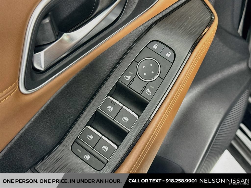 Certified 2026 Nissan Rogue Platinum w/ Platinum Premium Package AWD/4WD image 18