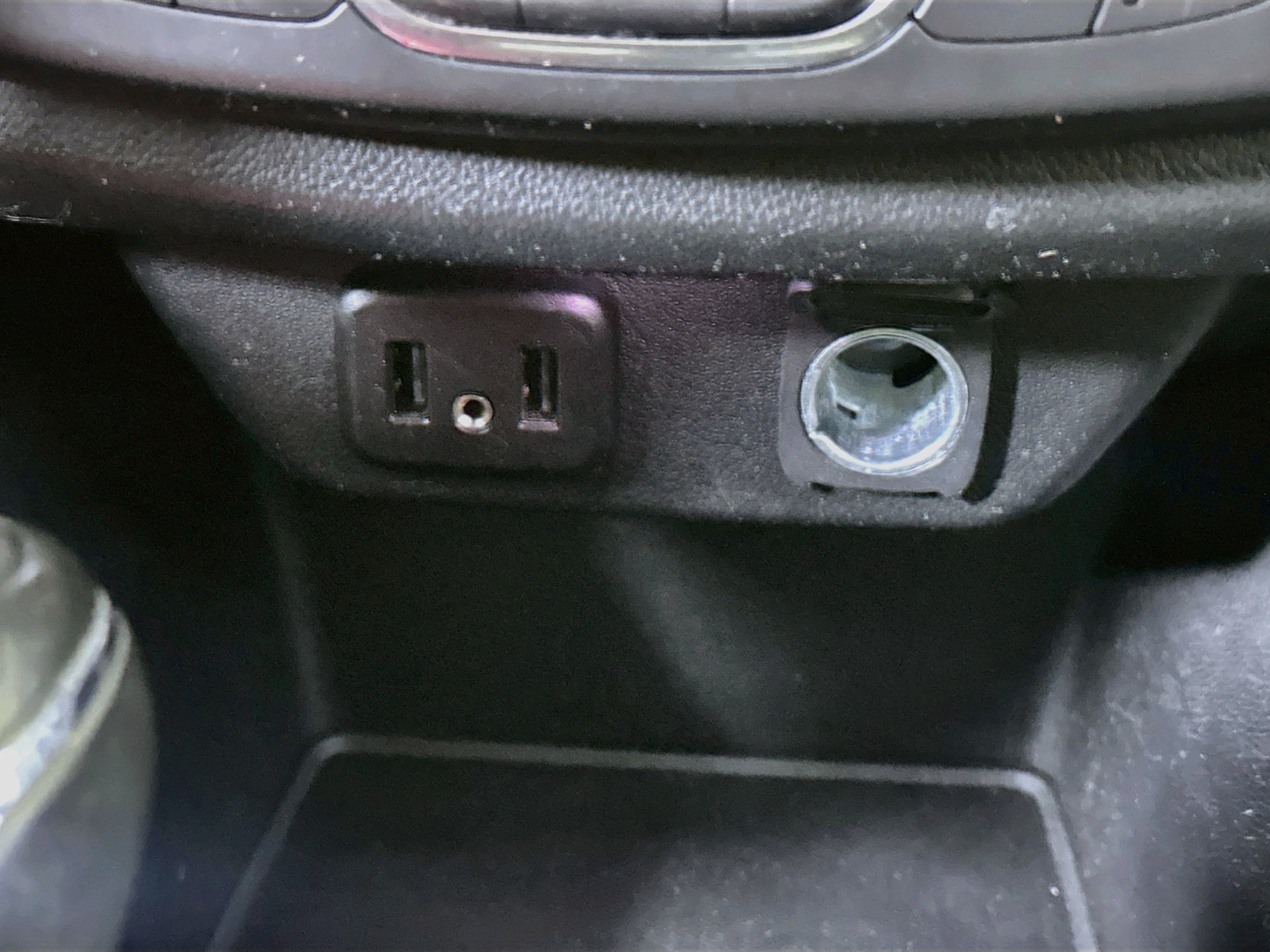 Used 2019 Chevrolet Traverse LT FWD image 26