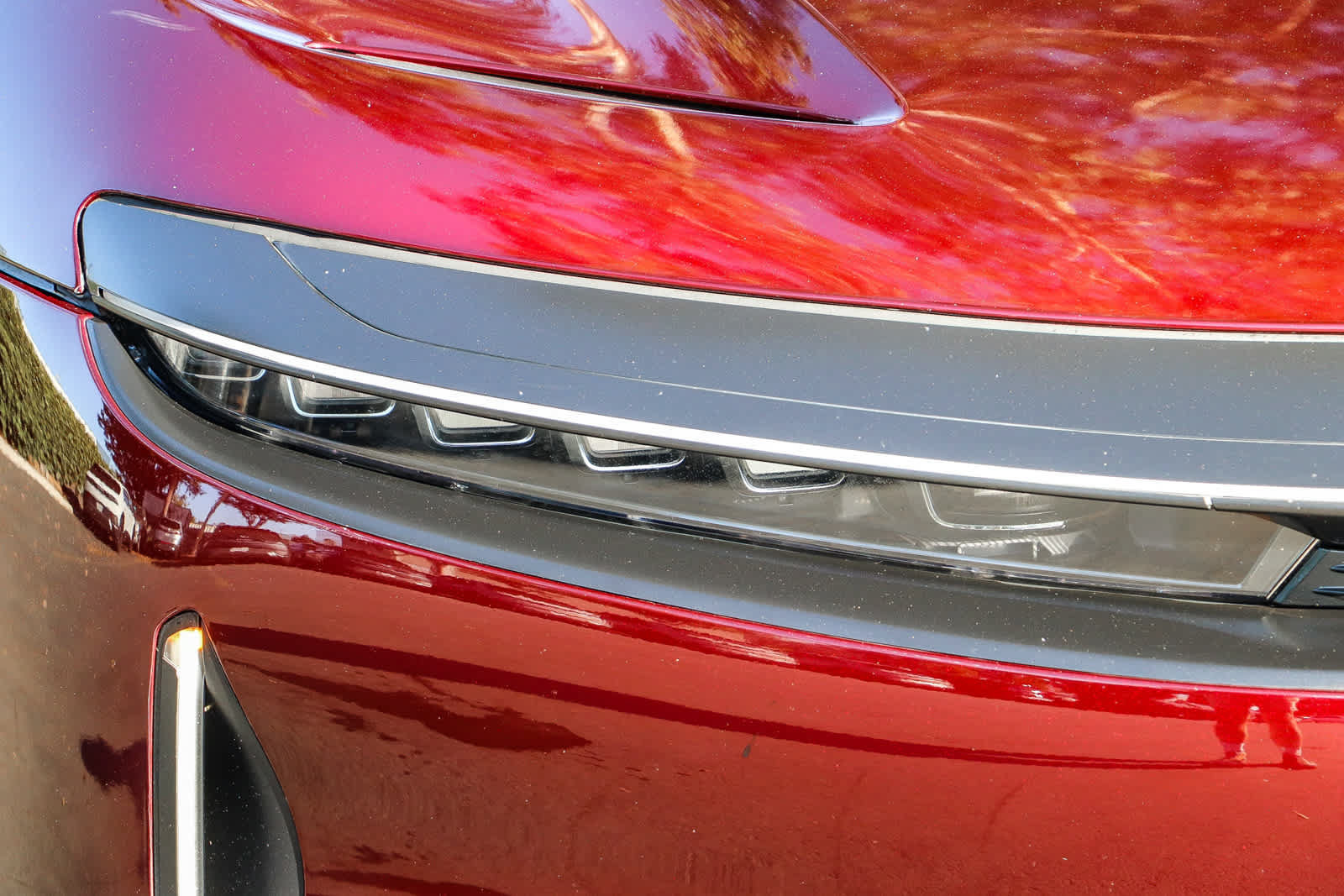 Used 2023 Lucid Air Touring AWD/4WD image 4