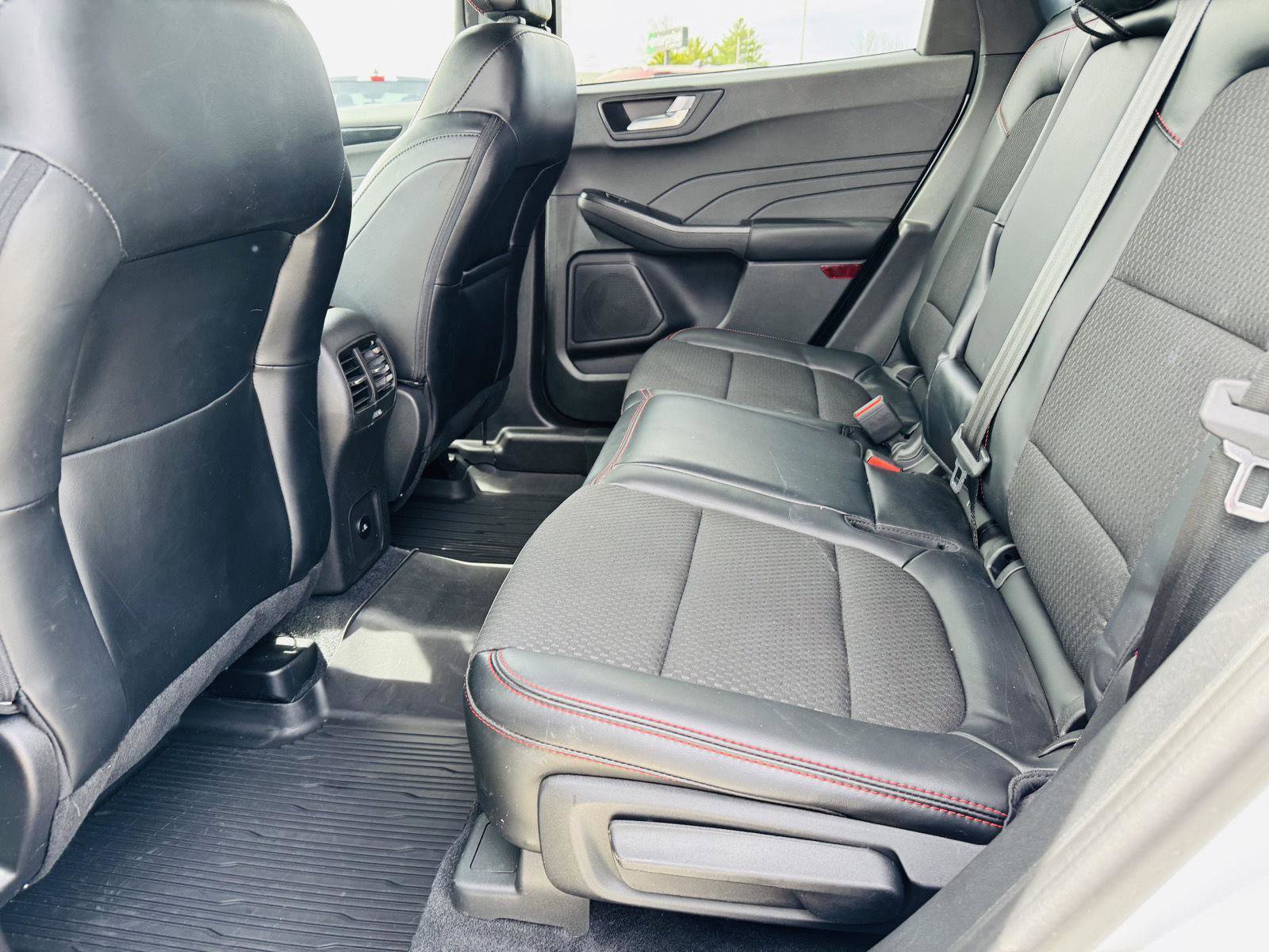 Used 2023 Ford Escape ST-Line w/ Tech Pack #1 image 29