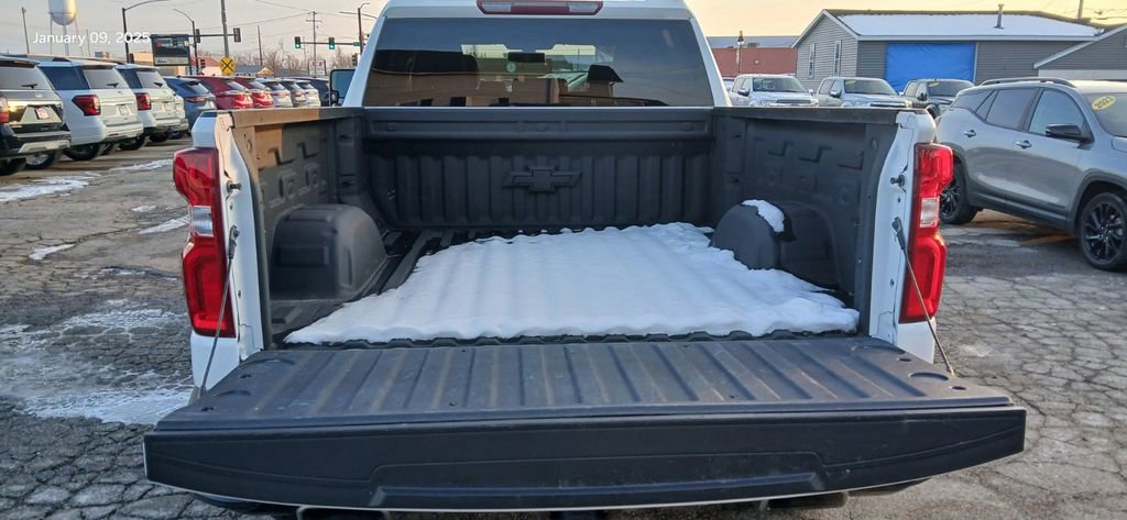 Used 2021 Chevrolet Silverado 1500 LT Trail Boss w/ Bed Protection Package image 8