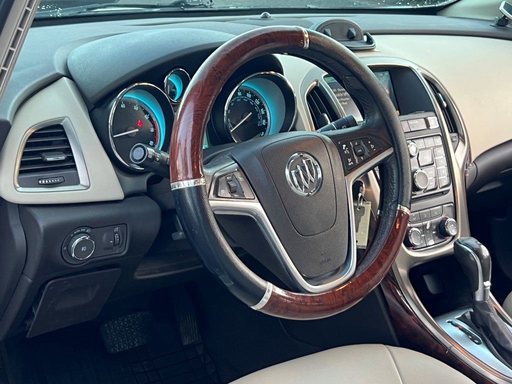 Used 2013 Buick Verano Convenience image 15