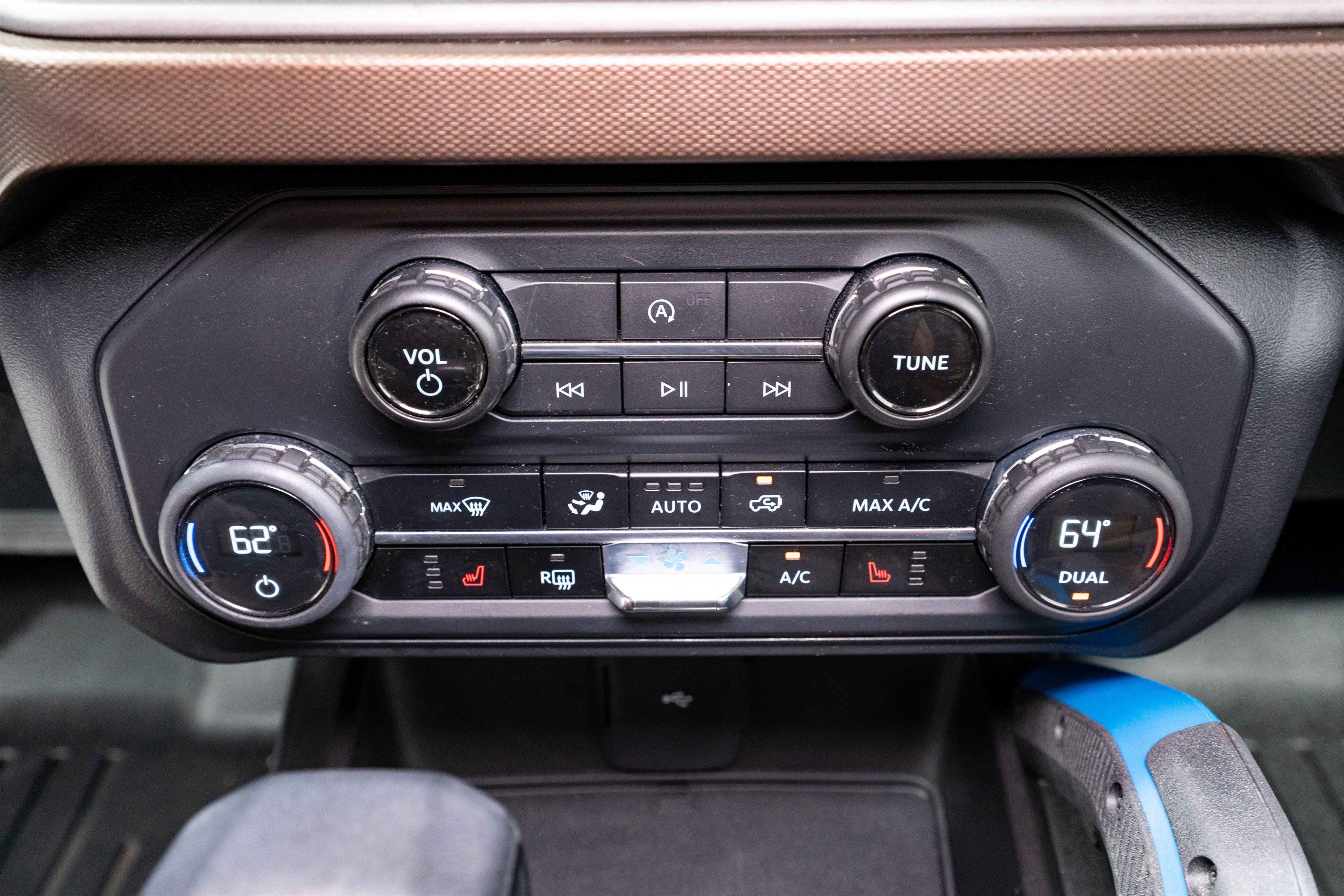 Used 2023 Ford Bronco Outer Banks AWD/4WD image 24