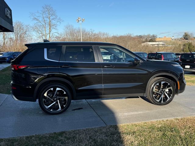 Used 2024 Mitsubishi Outlander SE image 21