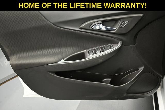 Used 2017 Chevrolet Malibu LS FWD image 11