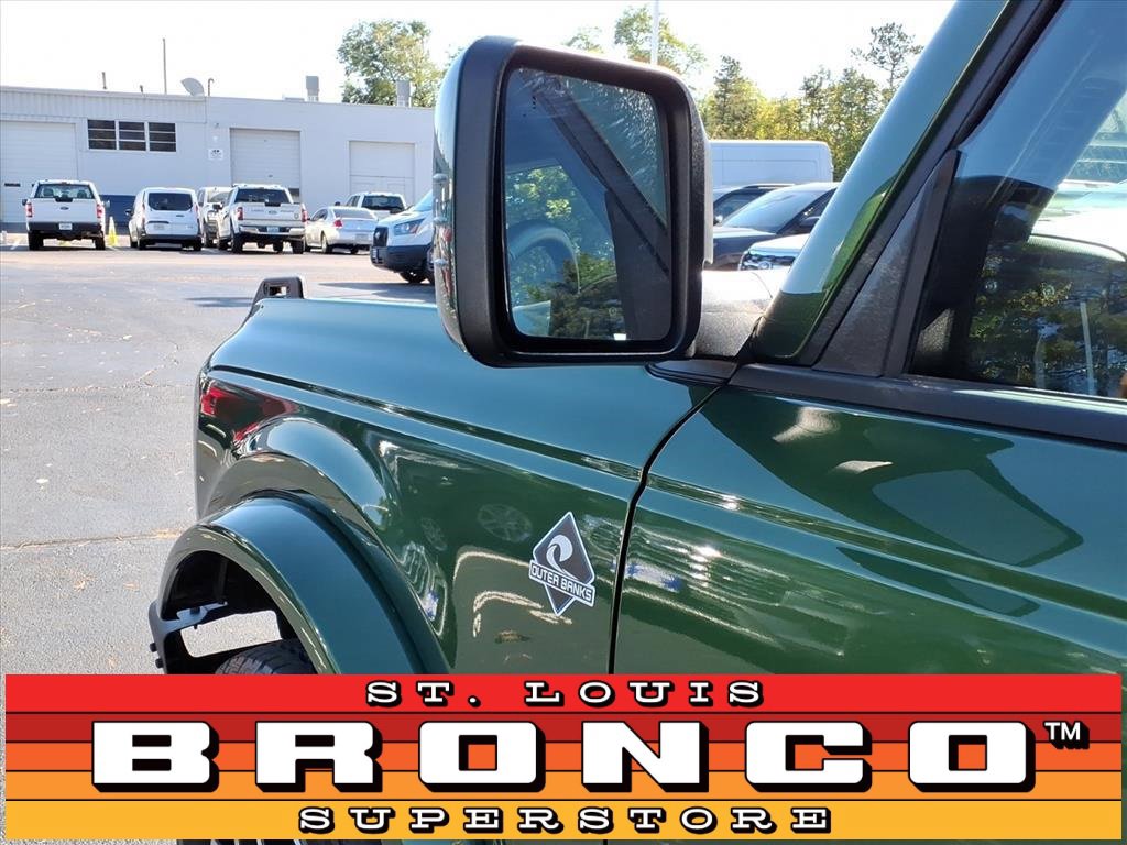Used 2024 Ford Bronco Outer Banks image 29