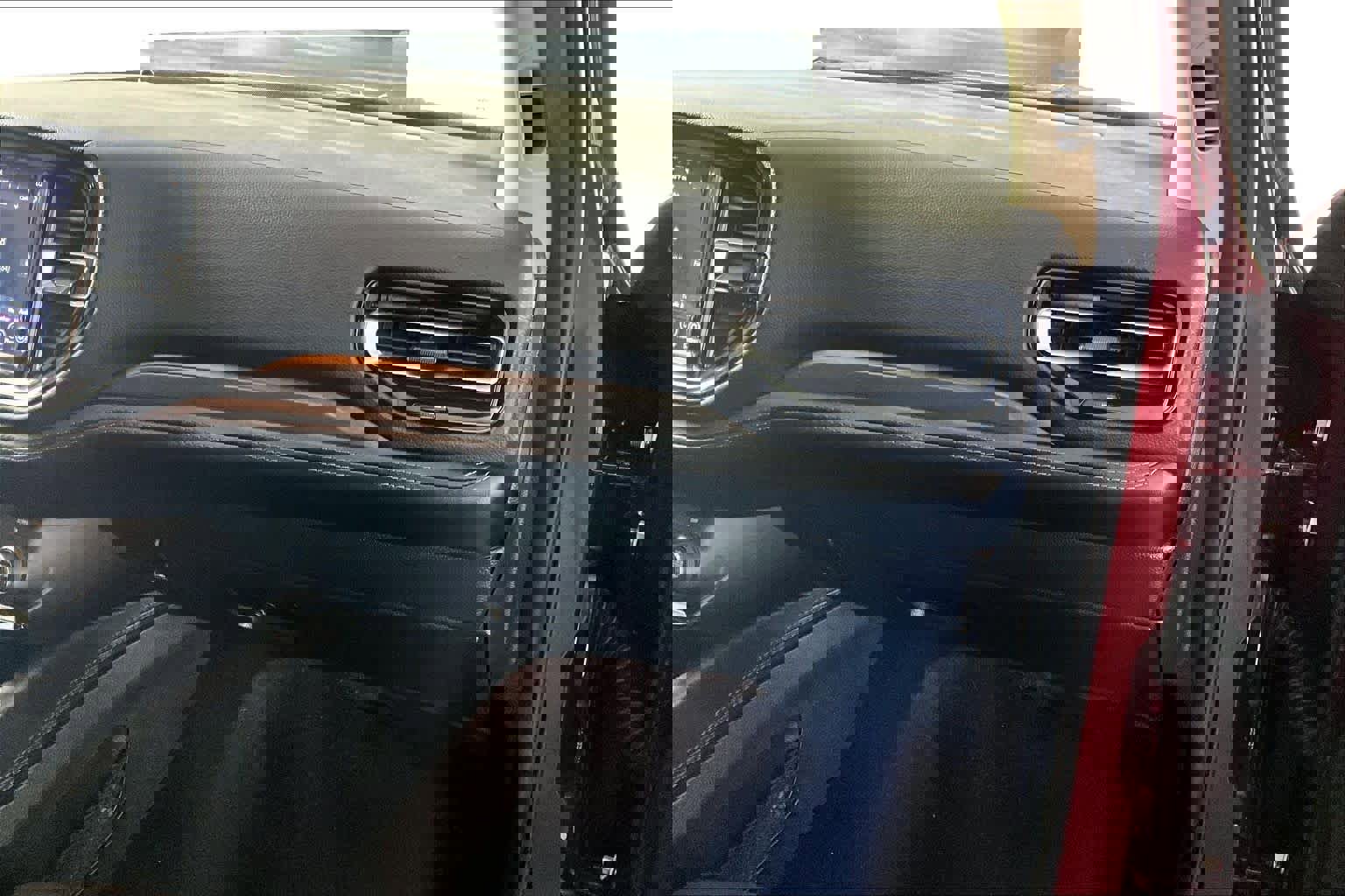 Used 2021 Dodge Durango SXT w/ 3rd Row Seating Group image 18