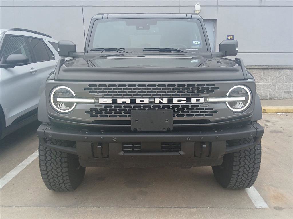 Used 2025 Ford Bronco Badlands AWD/4WD image 4