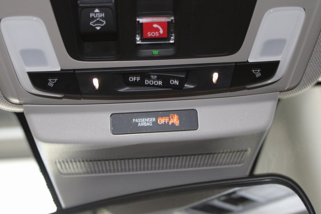 Used 2025 Honda Accord SE image 34