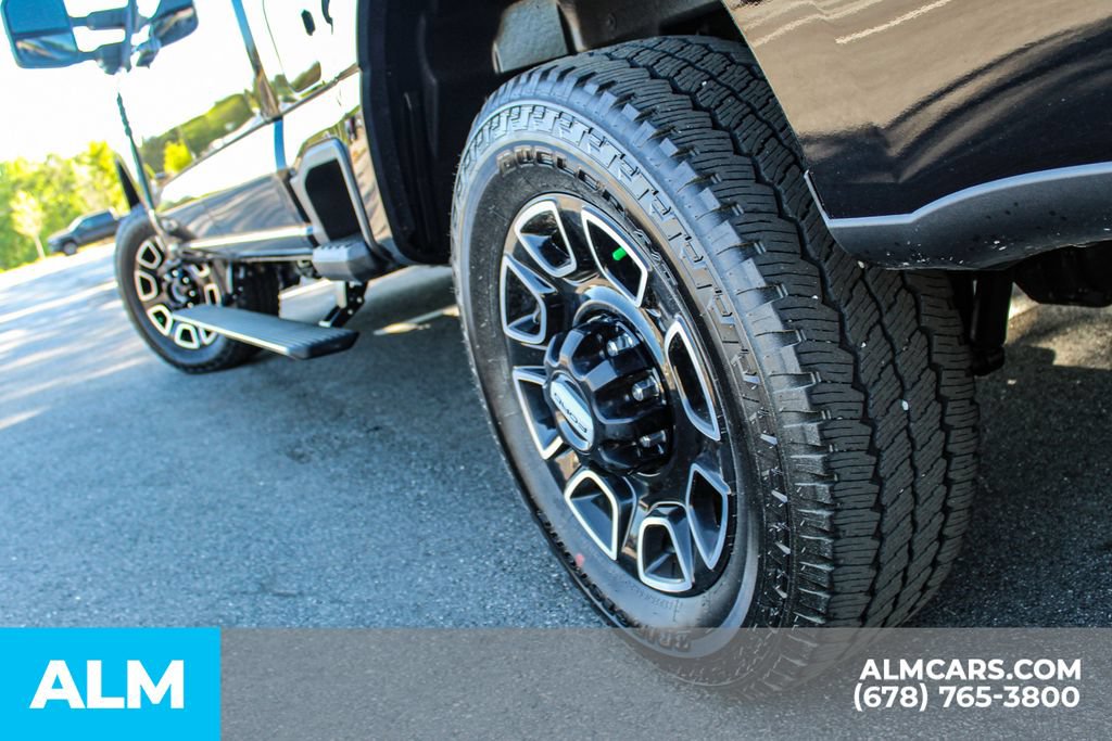 Used 2025 Ford F250 Platinum AWD/4WD image 14