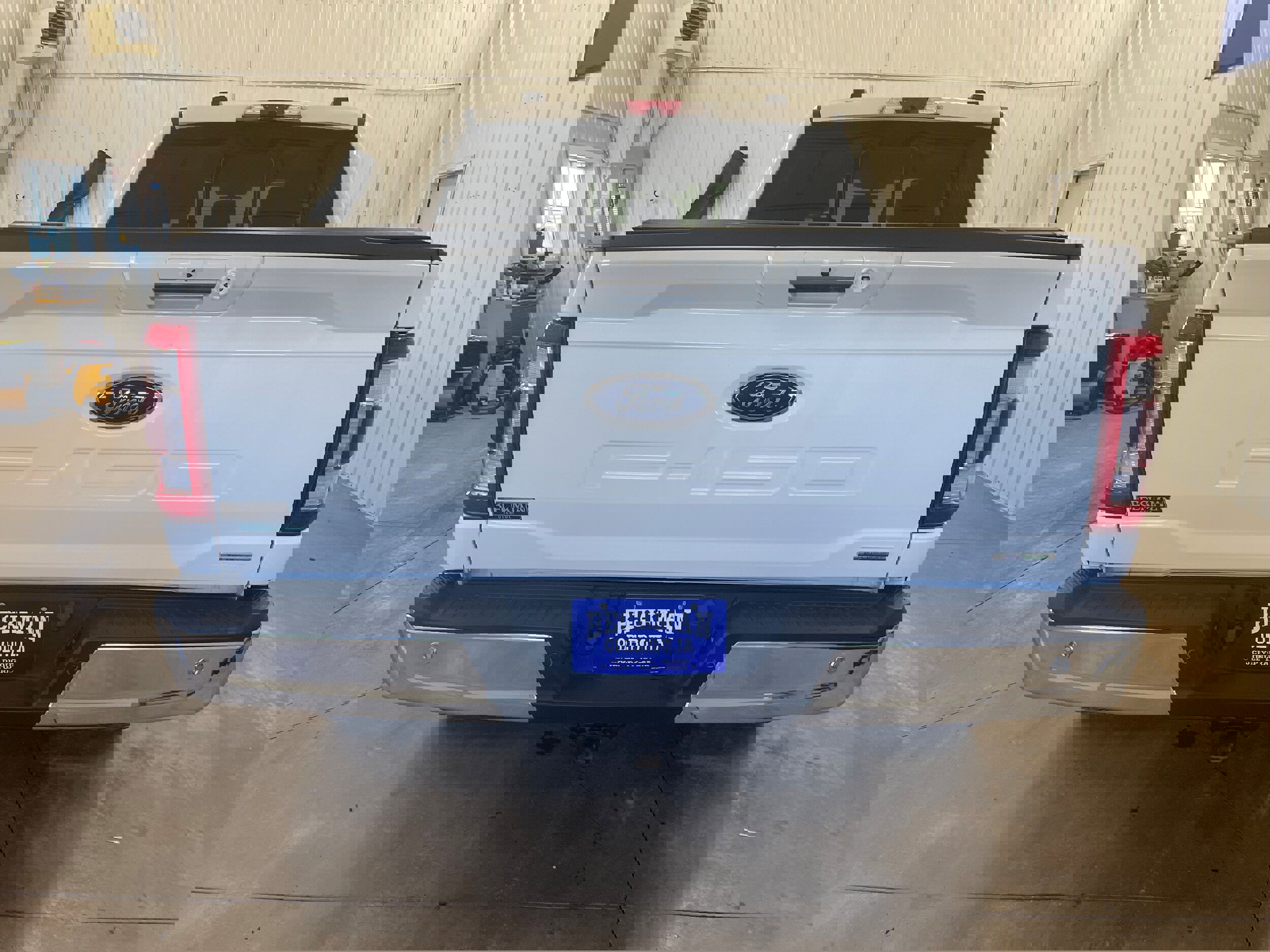 Used 2022 Ford F150 Lariat w/ Equipment Group 502A High image 4