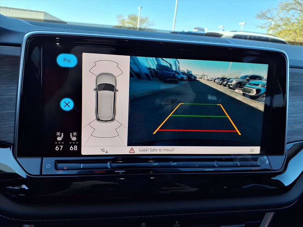 New 2026 Volkswagen Atlas SEL image 17