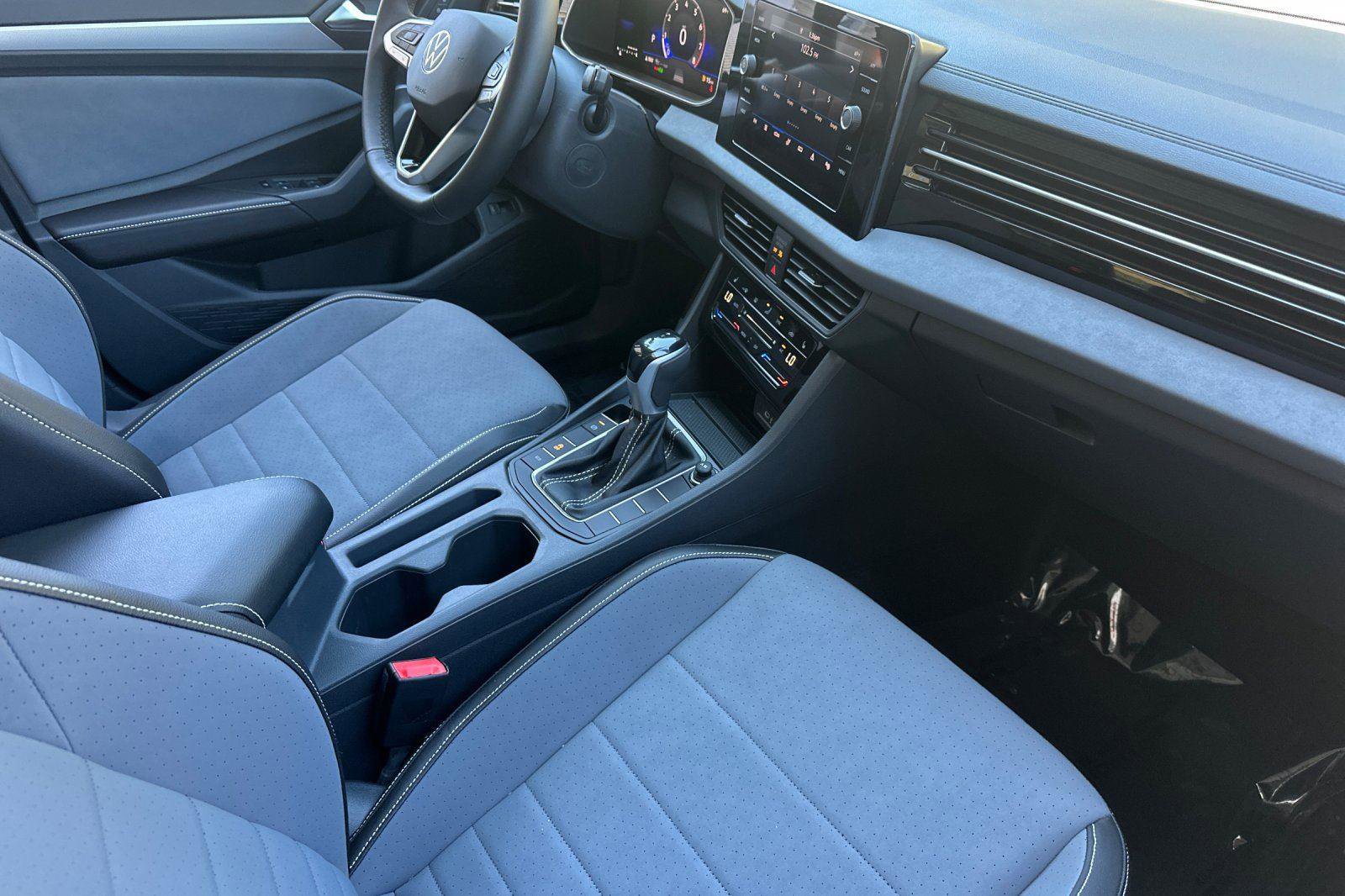 New 2025 Volkswagen Jetta SE image 14