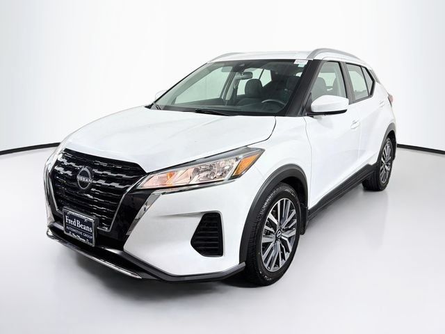 Certified 2023 Nissan Kicks SV FWD image 3