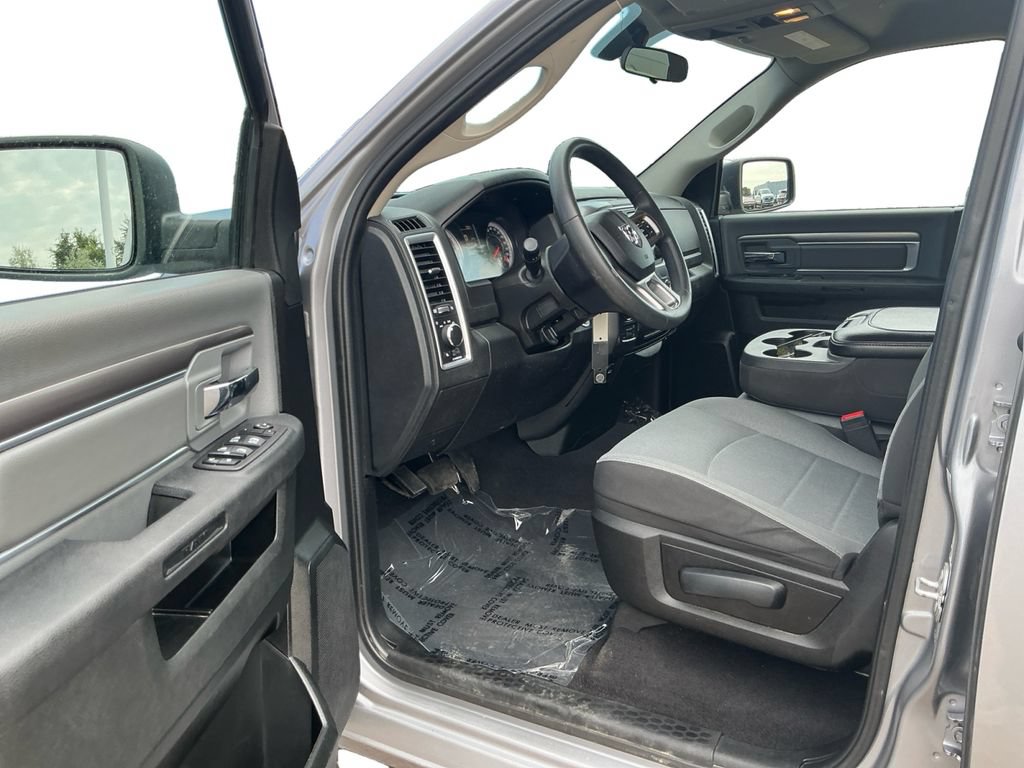 Used 2024 RAM 1500 Classic SLT AWD/4WD image 23