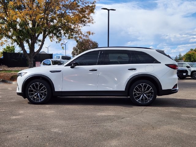 Used 2025 MAZDA CX-70 Plug-In Hybrid w/ Premium Plus AWD/4WD image 2