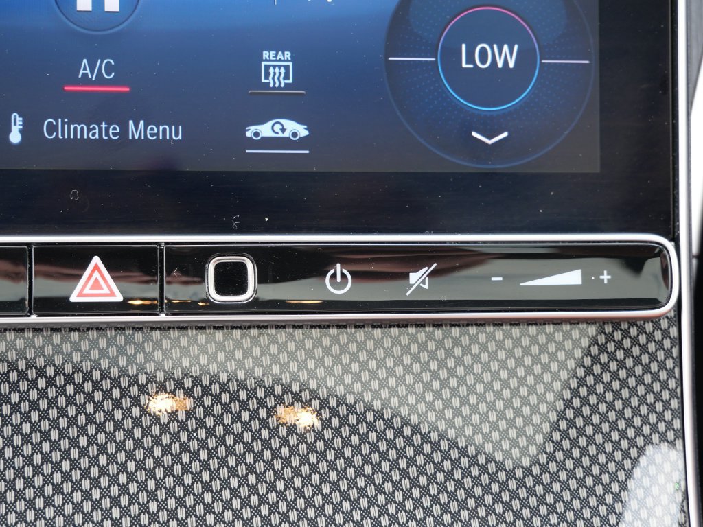 Used 2023 Mercedes-Benz C 300 4MATIC Sedan image 28