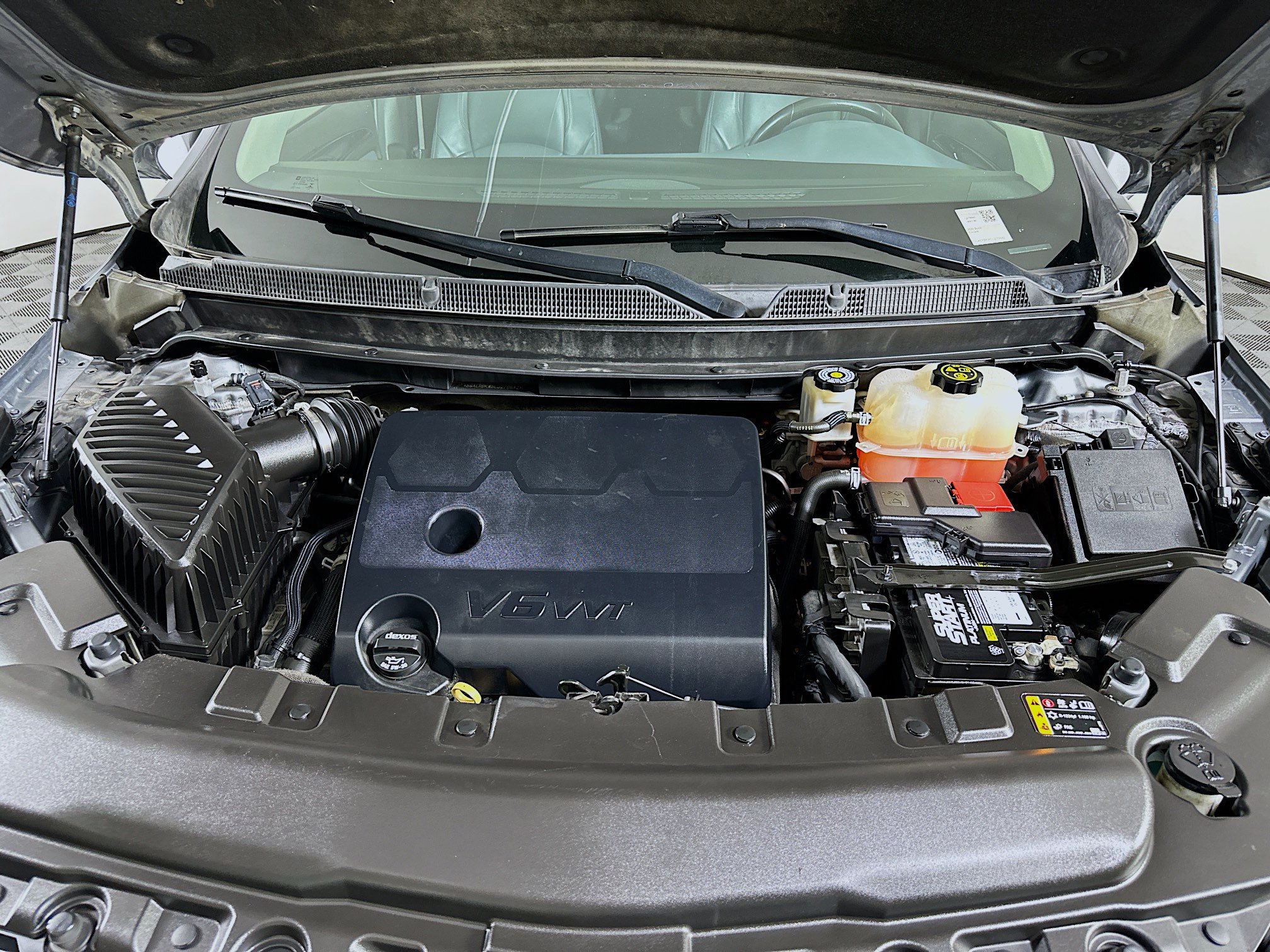 Used 2020 Buick Enclave Essence w/ Sound and Sites Package FWD image 36