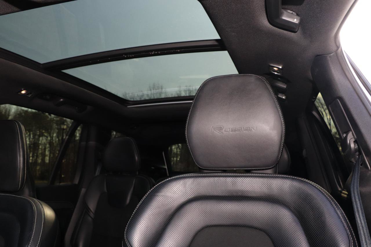 Used 2019 Volvo XC90 T6 R-Design w/ Advanced Package image 12