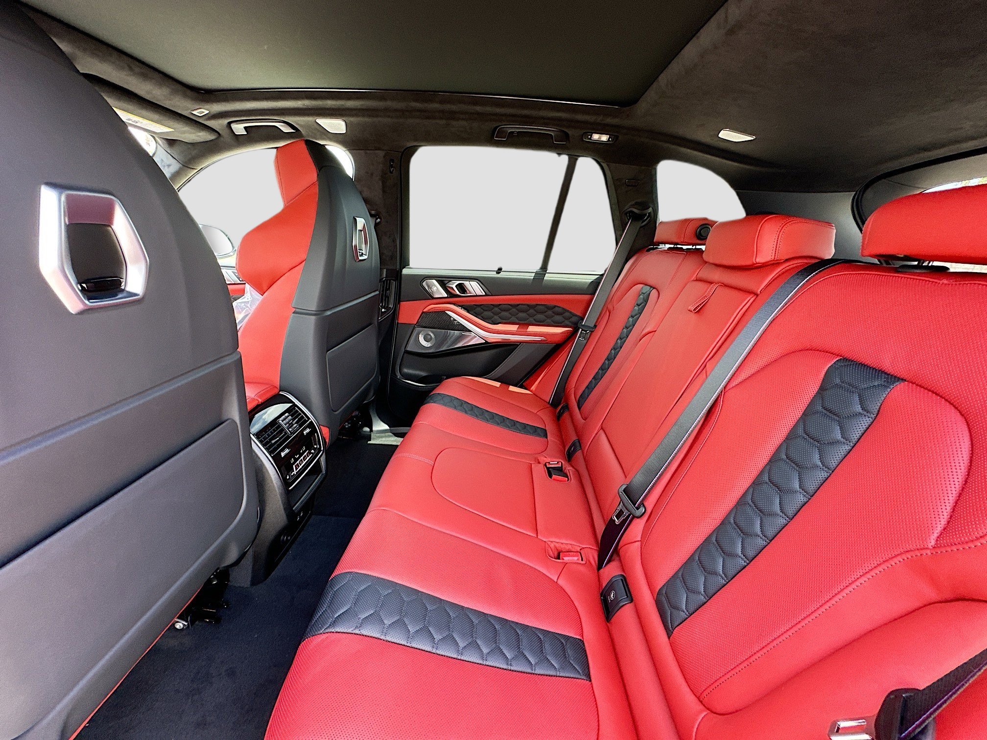 New 2026 BMW X5 M Competition w/ Executive Package image 22