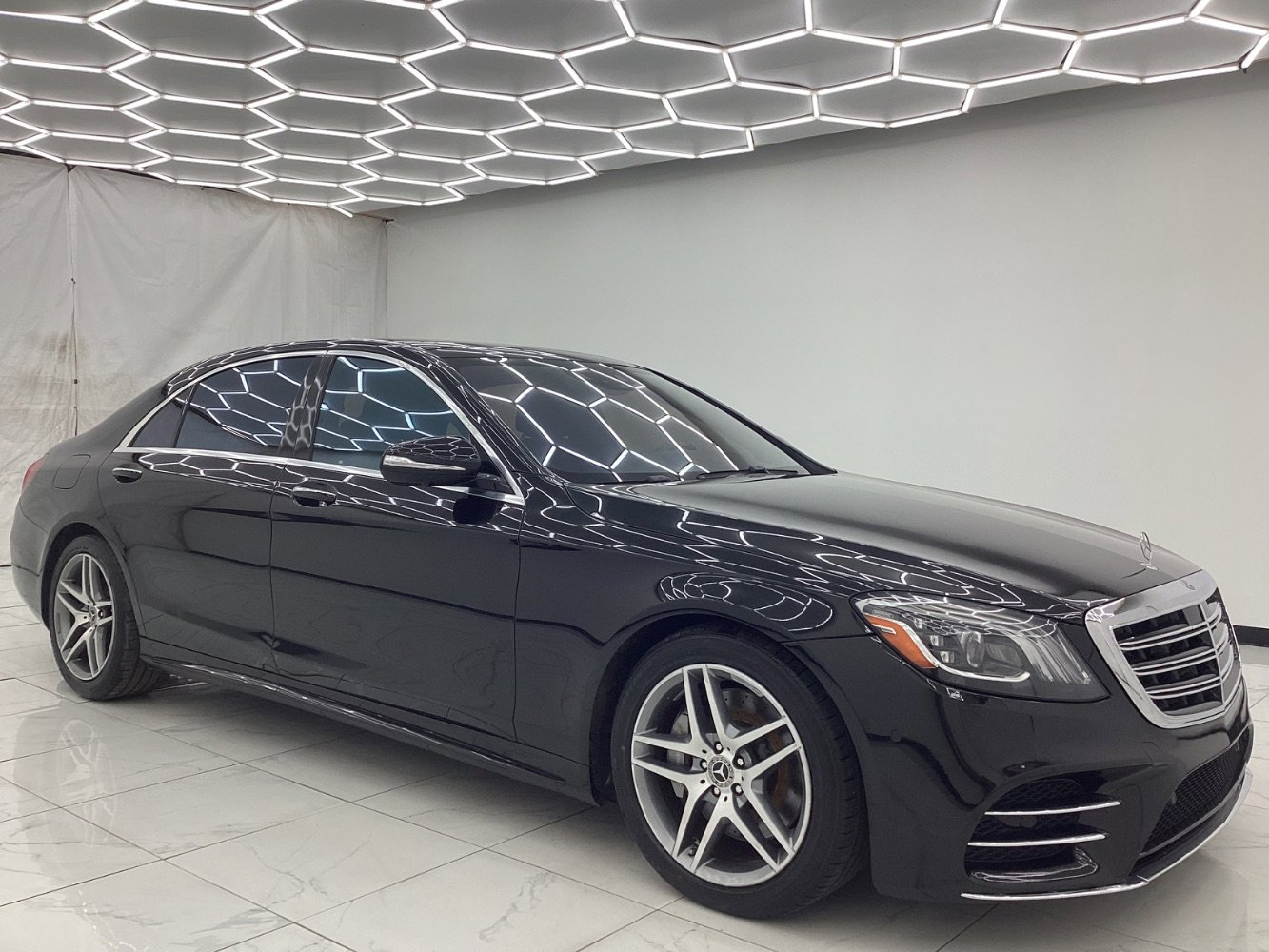 Used 2018 Mercedes-Benz S 560 4MATIC Sedan image 7