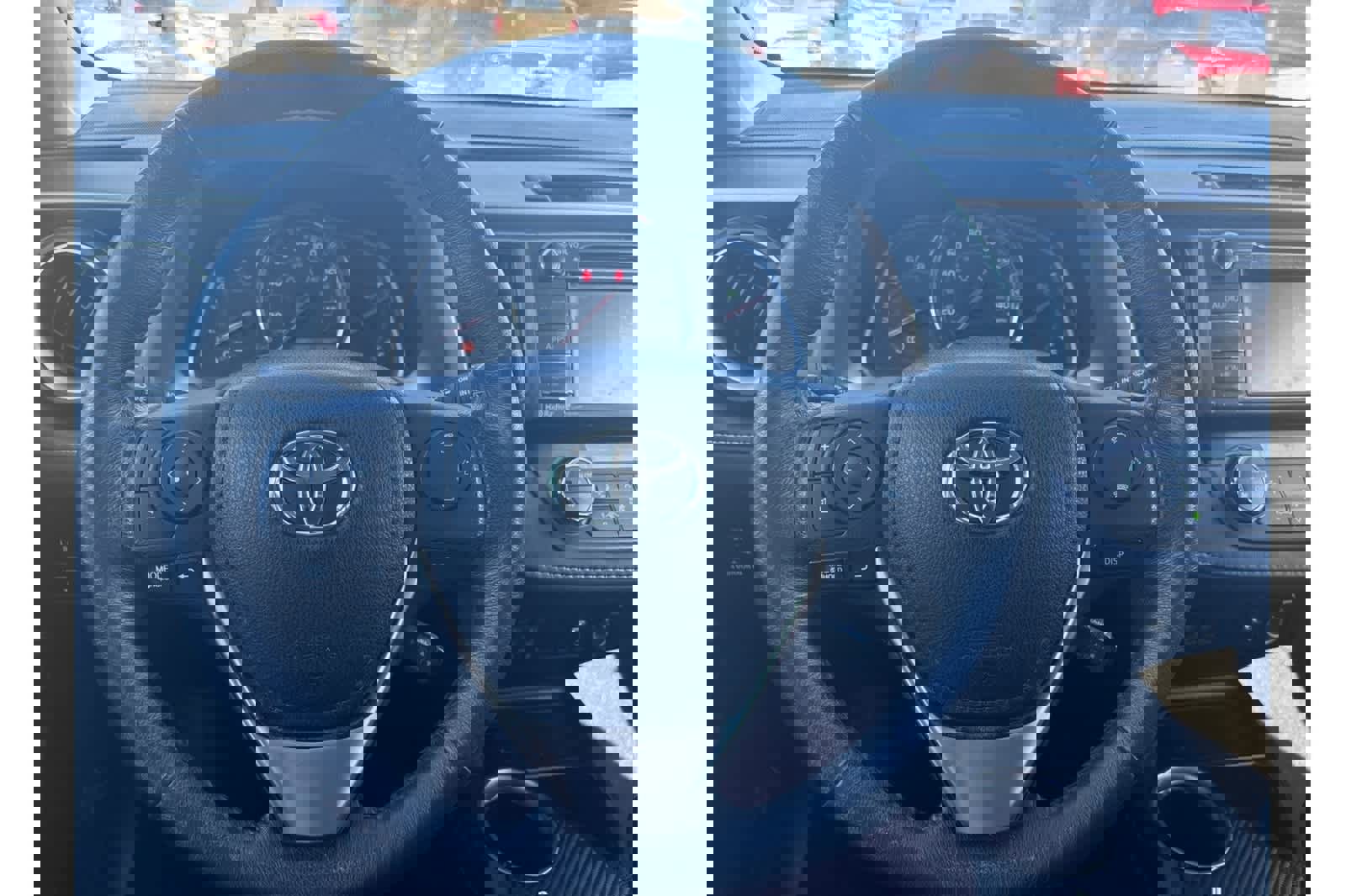 Used 2015 Toyota RAV4 Limited w/ Technology Package image 23