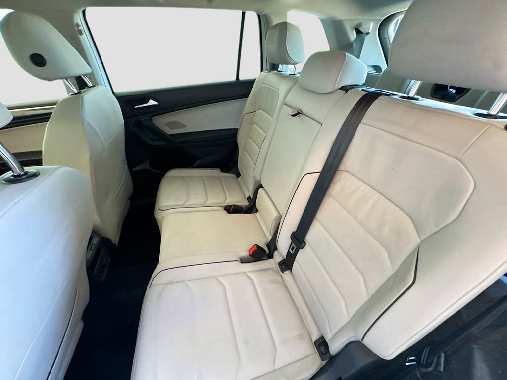 Used 2019 Volkswagen Tiguan SEL Premium w/ 3rd Row Seat Package image 25