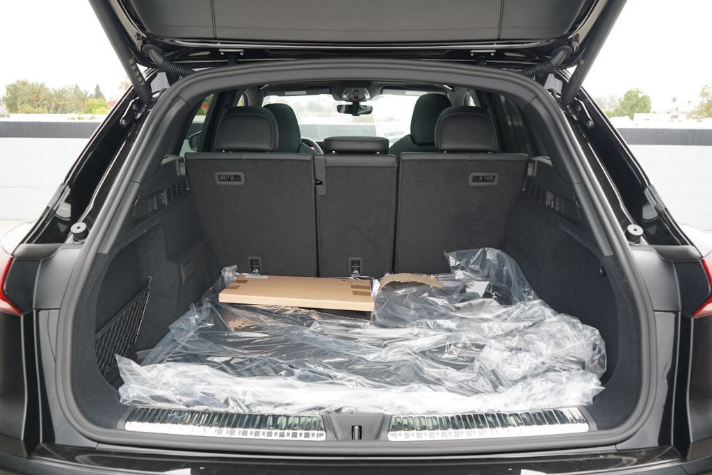 New 2026 Audi SQ5 Prestige AWD/4WD image 18