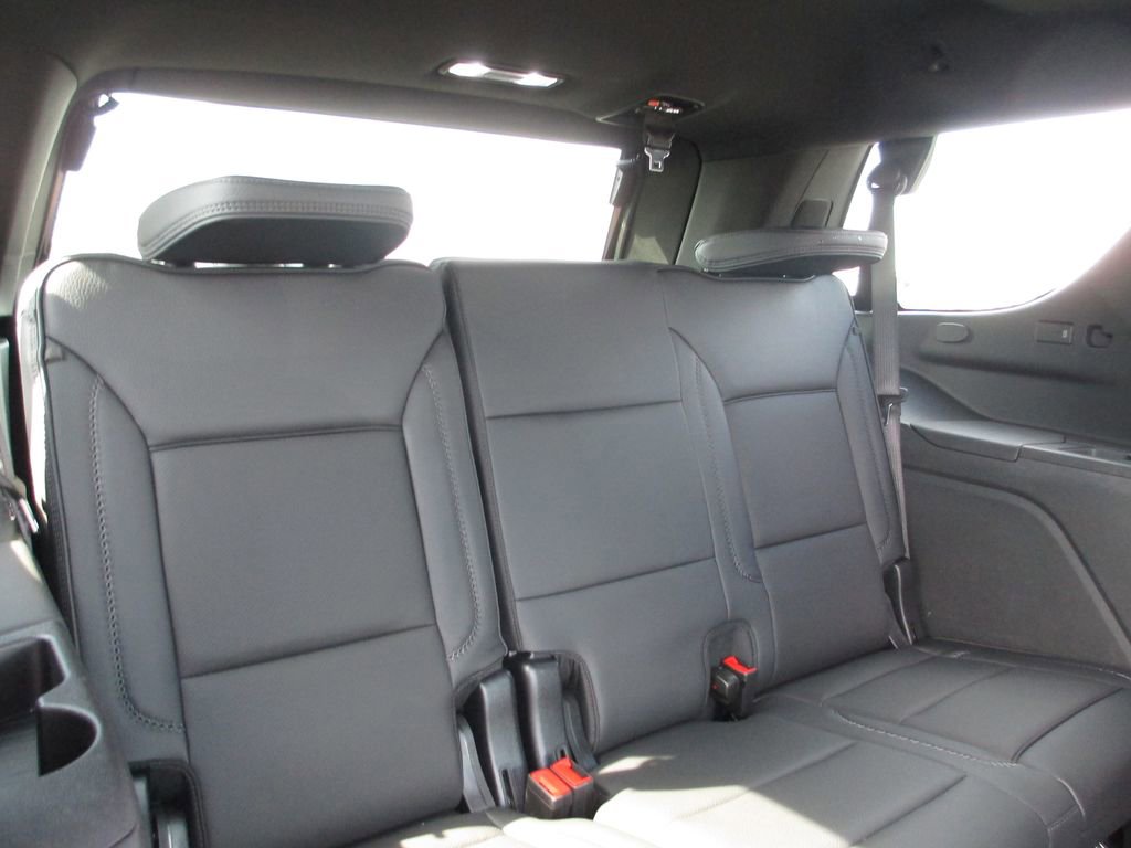 Used 2026 GMC Yukon Denali w/ Sun & Power Step Package image 28