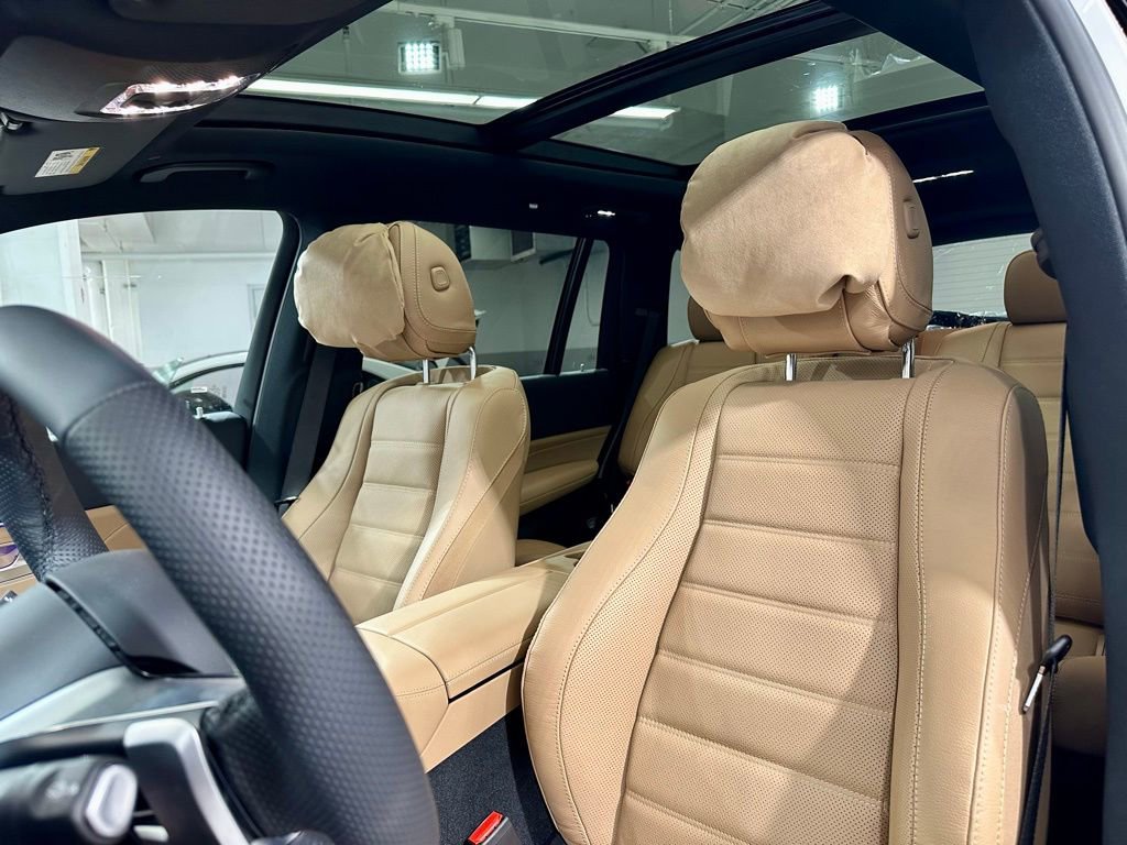 New 2026 Mercedes-Benz GLS 450 4MATIC image 6